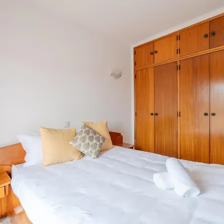 Sunshine House Quarteira