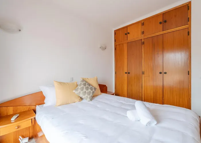 Sunshine House Quarteira